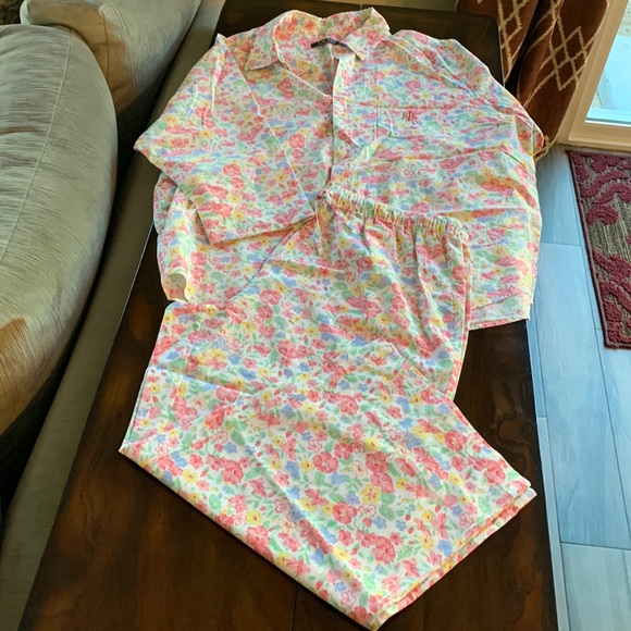 Lauren Ralph Lauren Other - Lauren Ralph Lauren Flower Pattern Two Piece Pajamas with Capri Pants